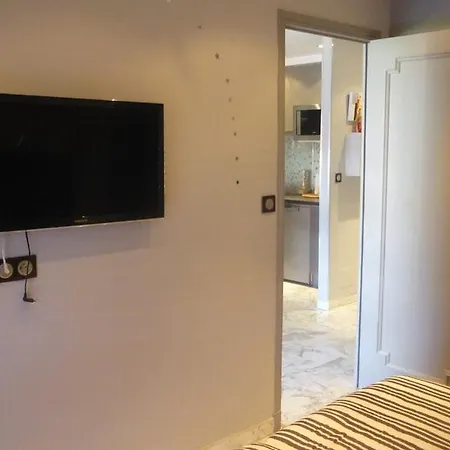 One Bedroom Lacour 249 Apartment